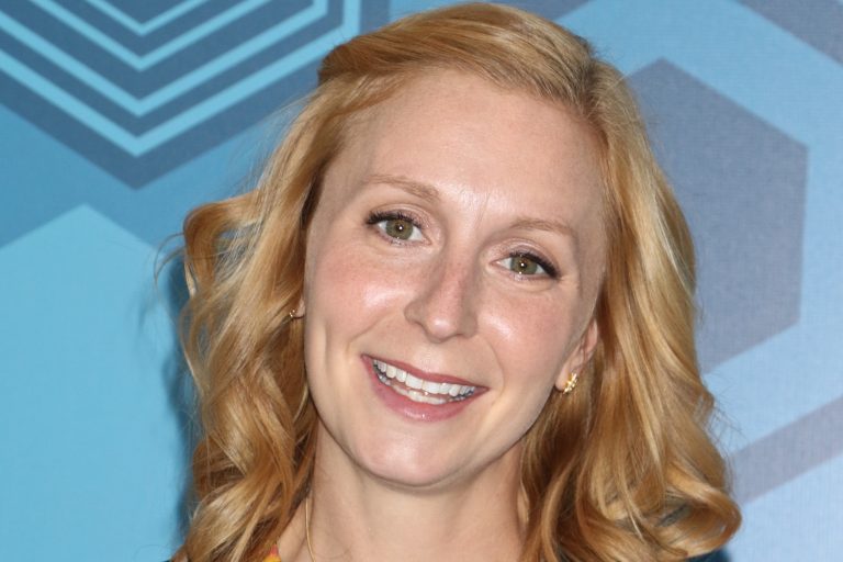 Christina Tosi Net Worth, Salary, and Nationality